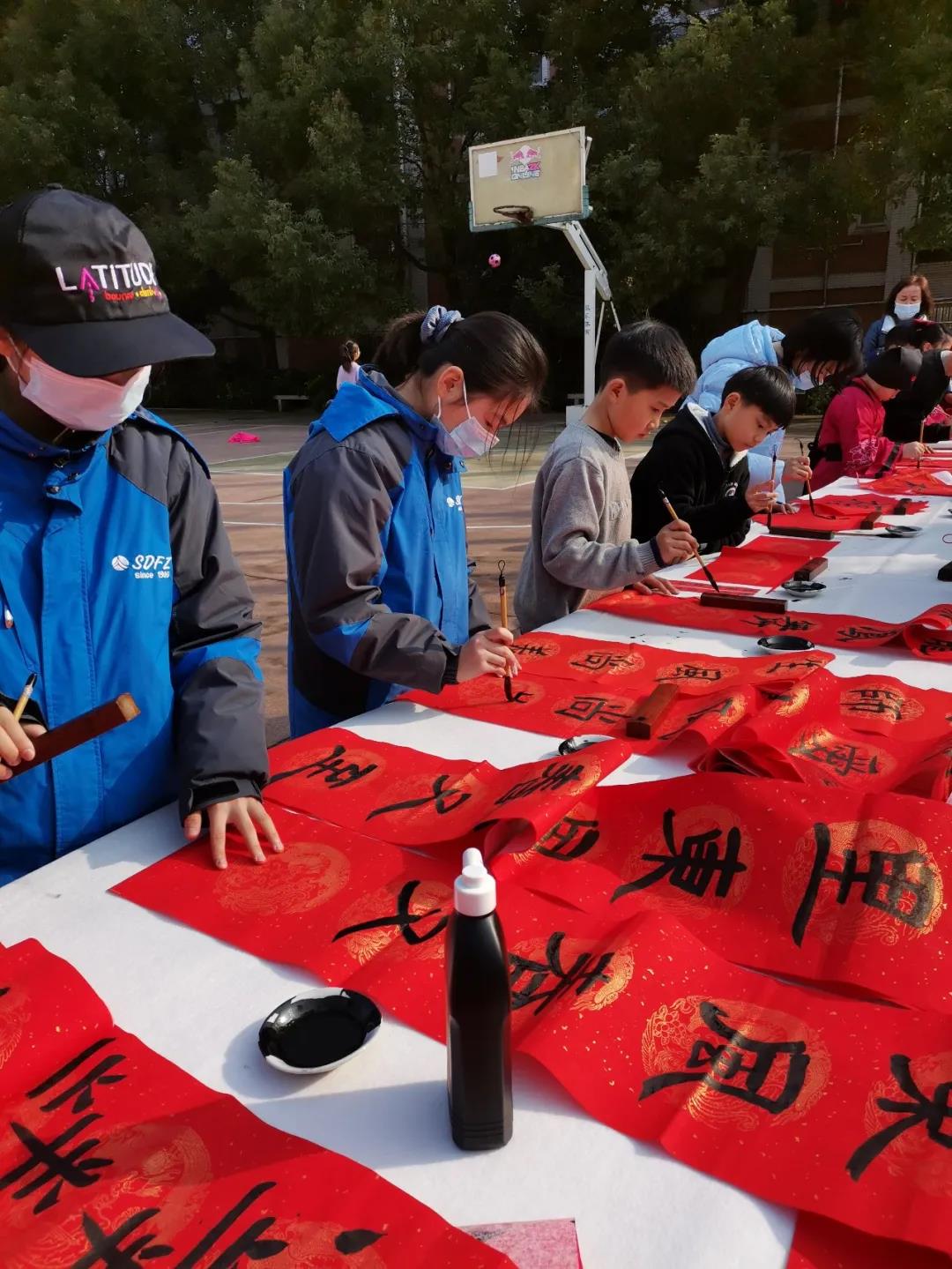 湖南保安服務,墻外高空清洗服務,湖南保利天創物業發展有限公司