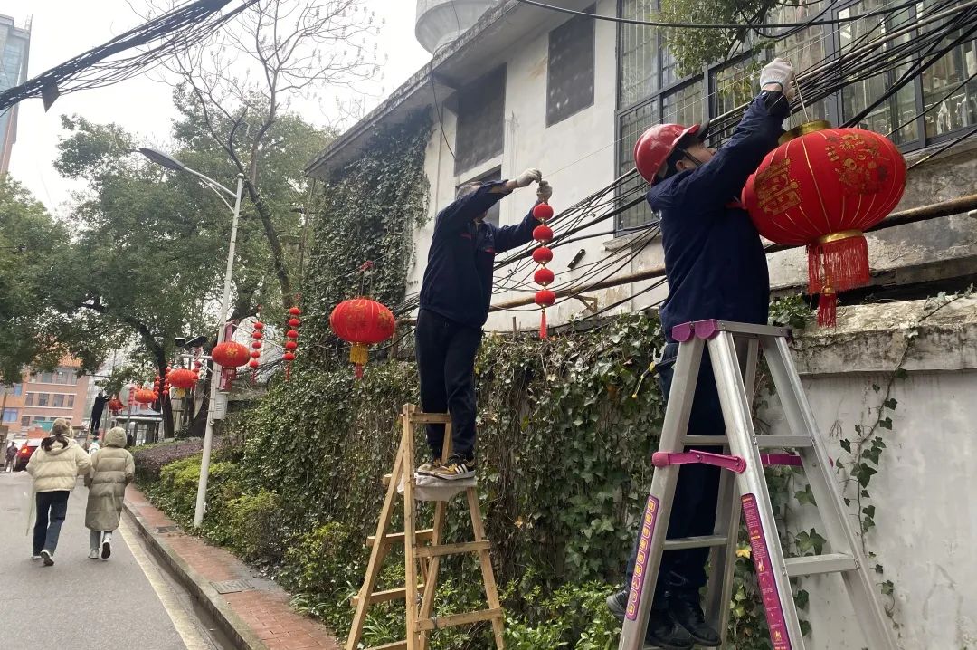 湖南保安服務,墻外高空清洗服務,湖南保利天創物業發展有限公司